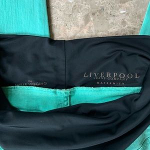 Maternity skinny jeans